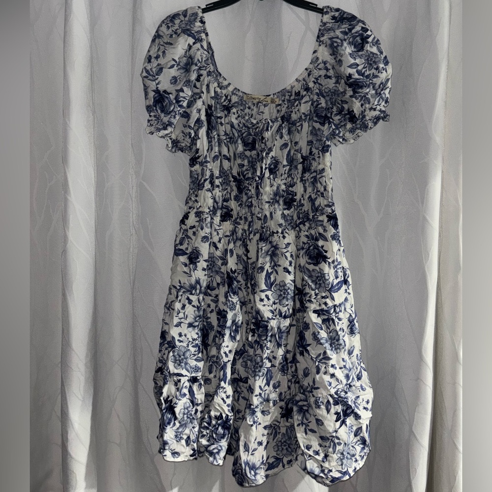 Blue Floral Puff-Sleeve Women’s Dress